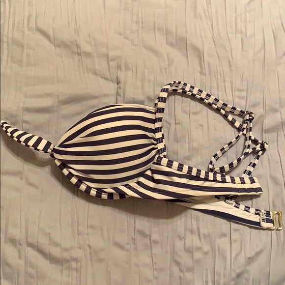 Bathing suit top - Picture 3 of 3